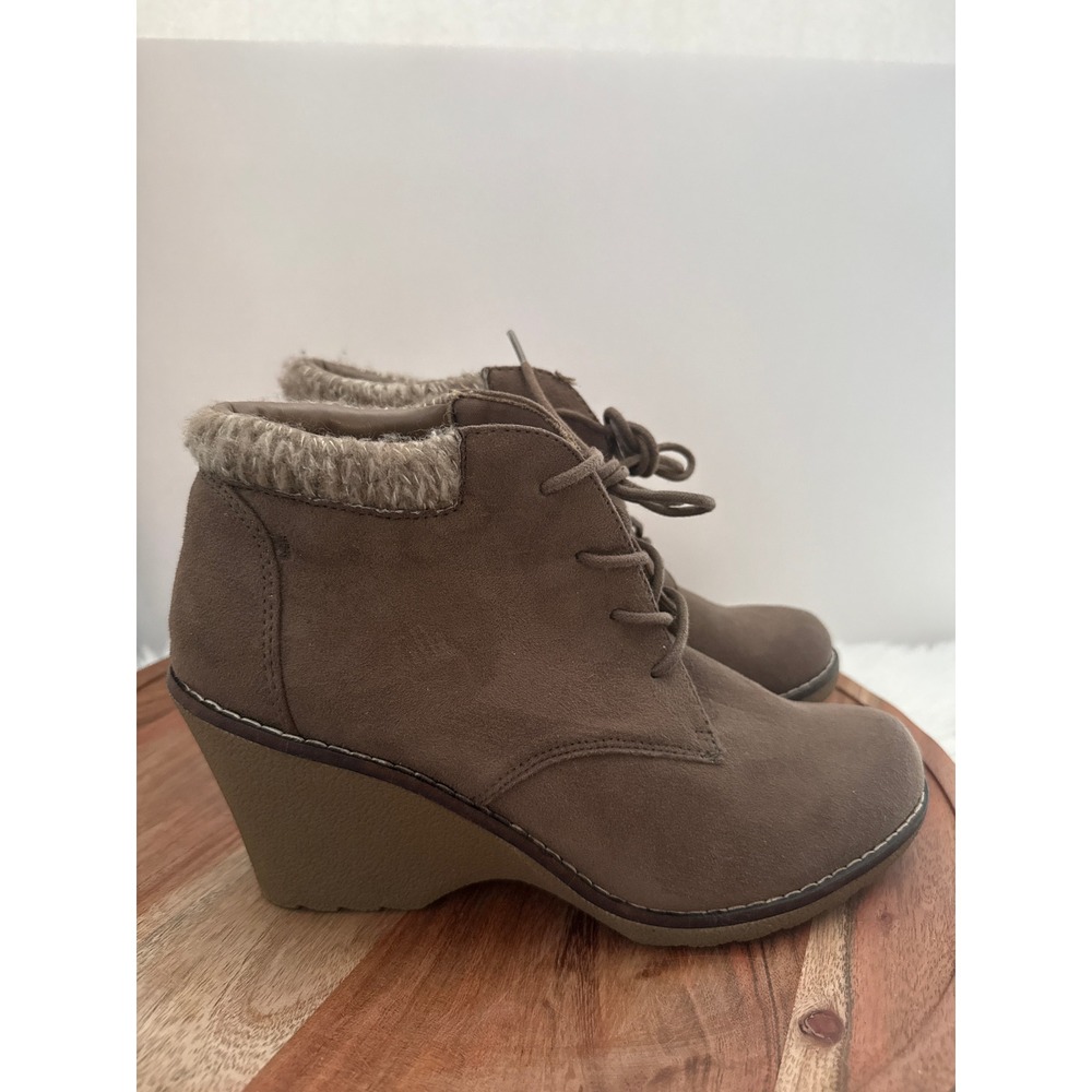 whitemt Taupe Suede Wedge Ankle Boots Women's Size‎ 9.5 M Knit Collar Lace Up